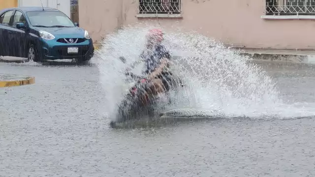 Este fin de semana, el clima en Campeche y la península de Yucatán será tormentoso, con lluvias fuertes, actividad eléctrica y posible granizo.