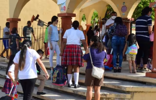 Con emoción Seduc recibirá a los nuevos estudiantes 