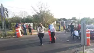 Maestros del Comité de Lucha  bloquearon paso a docentes que se dirigían a dar clases en Chetumal