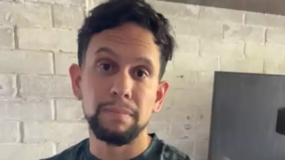 Alfredo Valenzuela compartió su experiencia a través de un video en redes sociales Alfredo Valenzuela compartió su experiencia a través de un video en redes sociales