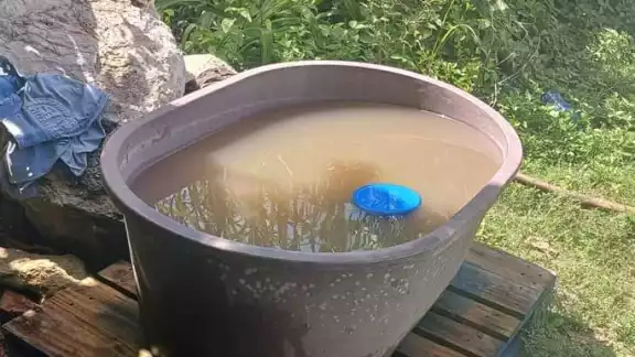 Habitantes de Xpujil, Calakmul, tienen problemas con el agua potable, que sale con lodo. Habitantes de Xpujil, Calakmul, tienen problemas con el agua potable, que sale con lodo.