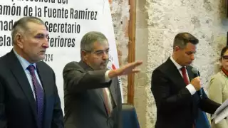 Juan Ramón de la Fuente presenta a senadores su plan de trabajo como nuevo canciller