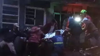 Desgajamiento en Jilotzingo: Rescatan a tres personas, pero fallece bebé de tres meses