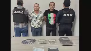 Detienen al 'Comandante Borola' y compañía en Quintana Roo; andaban con 52 bolsitas de 'vegetal verde'