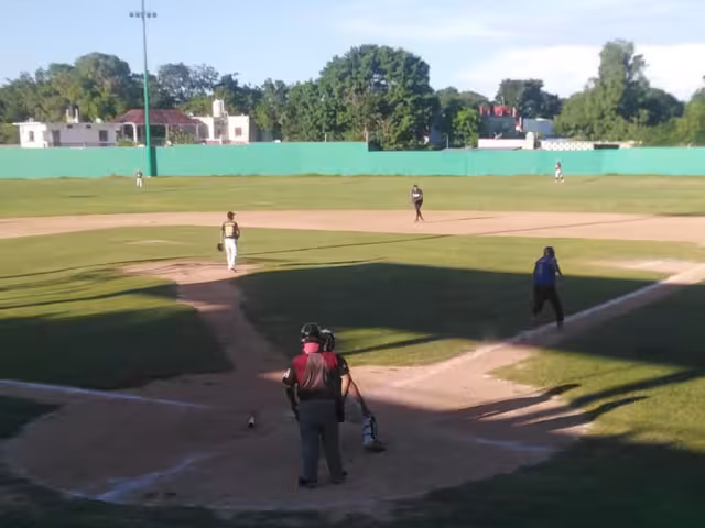 Los Coyotes dominaron a los Cerveceros en los dos partidos.