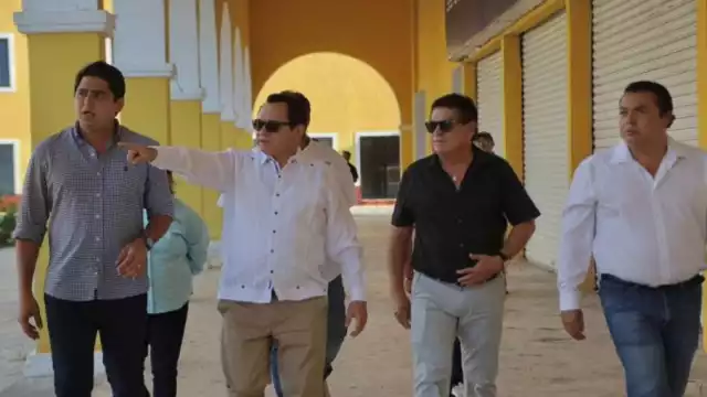 Recorrido de Joaquín Díaz Mena en Xmatkuil