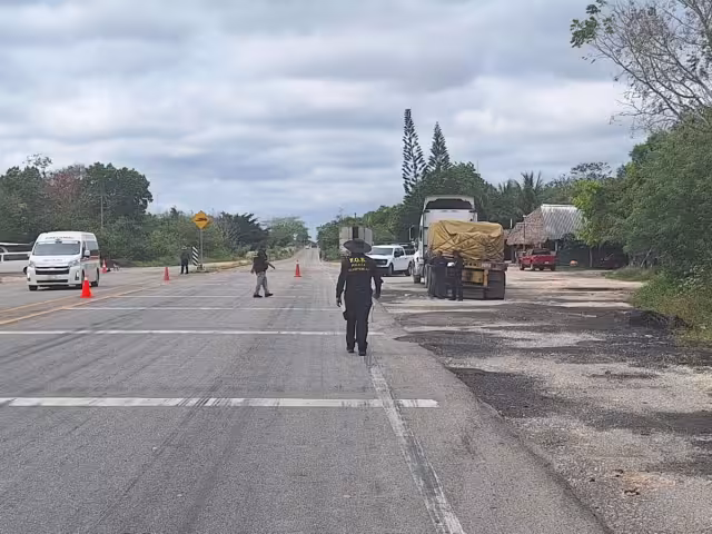 Desde muy temprano, la Policía de Investigación y la Unidad Especializado en la Recuperación de Vehículo Robados iniciaron el operativo
