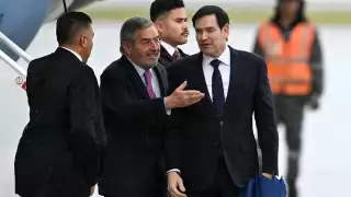 Marco Rubio "aterriza" en México; el secretario de EE.UU. se reunirá con la presidenta Sheinbaum