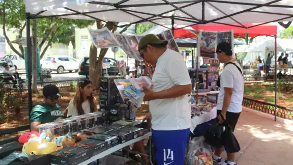 La comunidad que asiste no solo se enfoca en la venta, sino también en el intercambio