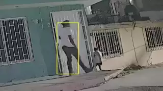 Vecinos de Campeche alertan por sujeto que siguió a una mujer hasta su casa en la madrugada 