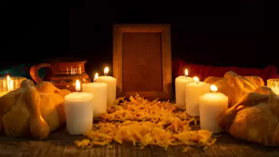 El Día de Muertos es una tradición emblemática de México, celebrada desde el 28 de octubre