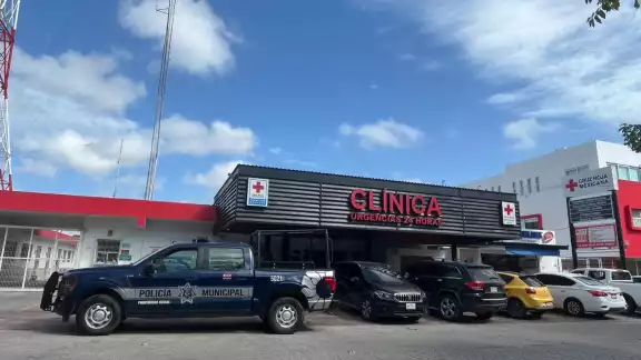 Por ahora el personal médico atiende al hombre debido a sus heridas