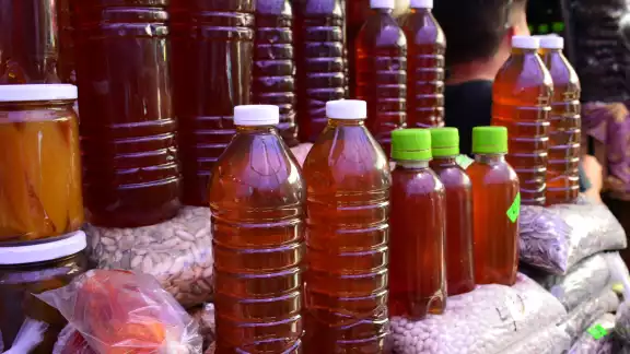 Por otra parte, la mortandad de abejas les preocupa, ya que señalan que está ligada al clima Por otra parte, la mortandad de abejas les preocupa, ya que señalan que está ligada al clima