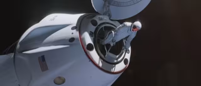 El comandante de la misión Polaris Dawn de SpaceX, realizó la primera salida espacial privada de la historia