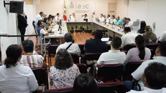 Aspirantes al IEEC: Registro y Evaluación para la Presidencia Aspirantes al IEEC: Registro y Evaluación para la Presidencia