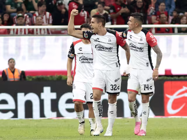 Atlas le da la vuelta al resultado en los últimos minutos