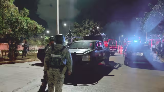 El individuo tenía una orden de aprehensión vigente por homicidio y fuga ilegal