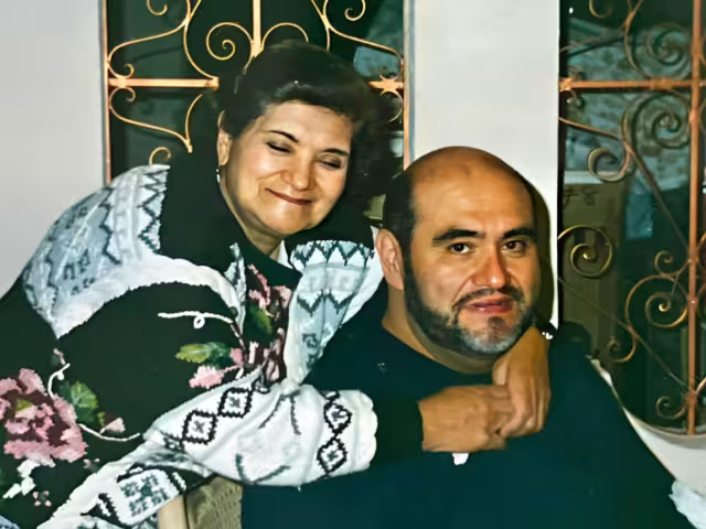 El actor de 'El Chavo del 8', Édgar Vivar, habló en entrevista sobre la muerte de su madre