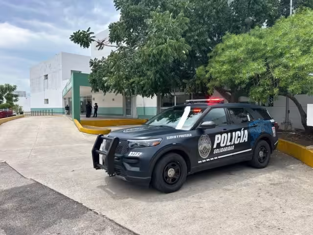 La mujer permanece internada en estado crítico; al momento de ingresar al hospital presentaba severa hemorragia