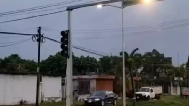 Los semáforos de la ciudad necesitan de correcta atención