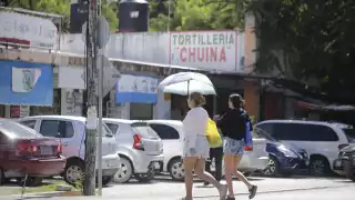 Aún con el pronostico de cero lluvias, se recomienda salir protegidos por los rayos del sol