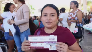 Padres de Yucatán podrán acudir a recibir la tarjeta de Bienestar