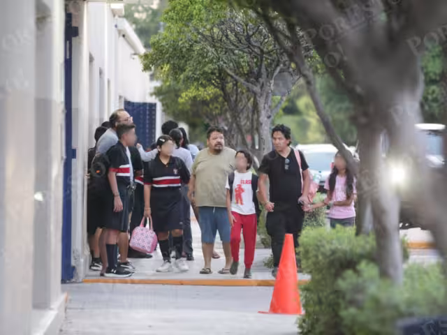 Con entusiasmo, niños y jóvenes regresaron a sus aulas después de sus largas vacaciones