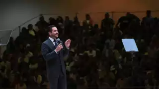 Miguel Ángel Yunes Márquez vota a favor de la reforma judicial y estallan los enfrentamientos