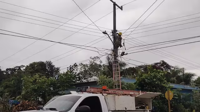 El representante de los pobladores indicó que ya se había advertido al encargado de la CFE atender el problema