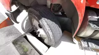 Colapsa registro municipal del Carmen tras paso de camión repartidor