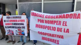 Transportistas de Carmen llegan a Congreso de Campeche para exigir revisión de concesiones