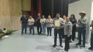 Realizan elecciones del Sindicato Único de Trabajadores de la Universidad de Carmen 