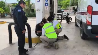 Ancianito colapsa en plena calle en Campeche y vecinos temen lo peor 