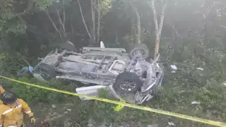 Dos hombres pierden la vida en accidente de tránsito cuando se dirigían a Playa de Carmen