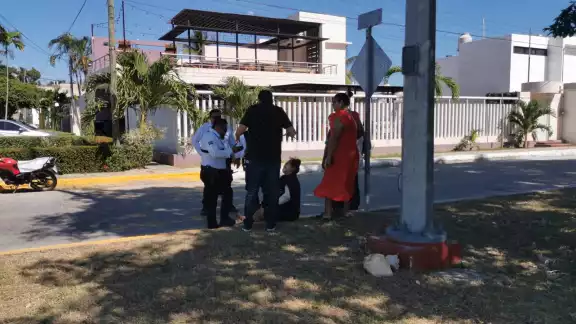 Mujer herida en accidente Mujer herida en accidente