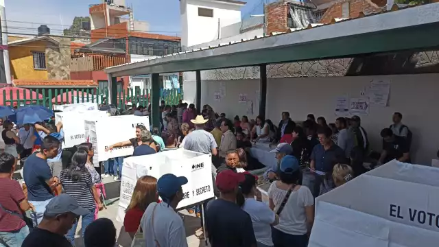 Elecciones 2024: ¿Qué ropa no debes usar al momento de votar?