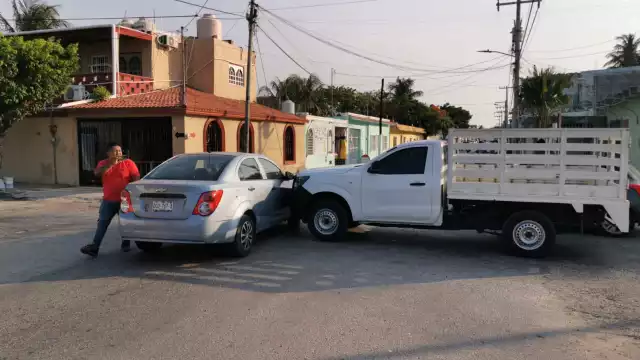 Un accidente vehicular se registró la tarde del miércoles en la colonia Fátima de Campeche.