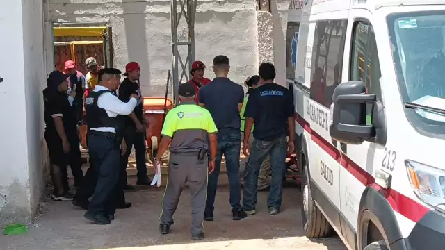 Accidente laboral en Campeche: hombre cae de cinco metros mientras trabajaba