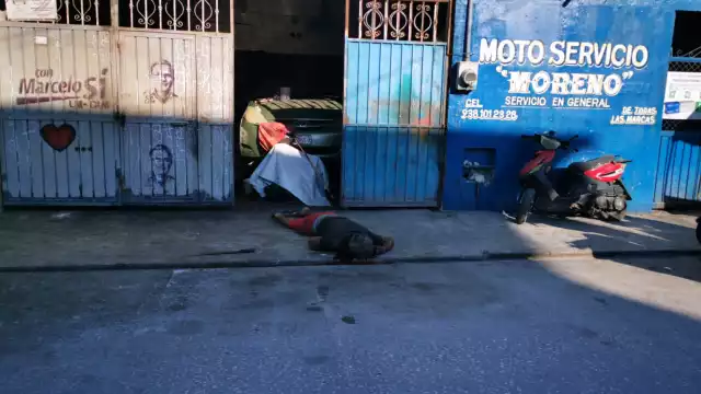 Un hombre murió tras sufrir graves heridas en el rostro.