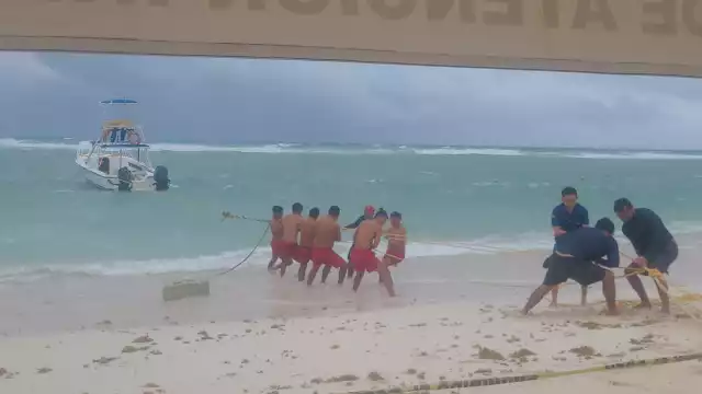 Las dos embarcaciones rescatas se localizaron en Bahía de Akumal y a la altura Aventuras Akumal