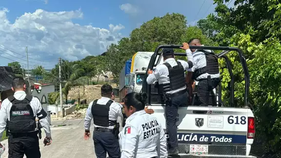 Testigos evitaron que detengan al defensor Testigos evitaron que detengan al defensor