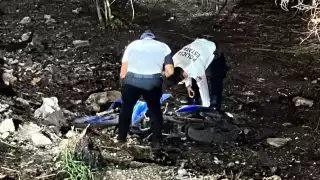 Policías de Campeche aseguran moto con reporte de robo; la dejaron abandonada 