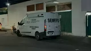 Campeche: Muere motociclista tras chocar contra poste en Héroe de Nacozari