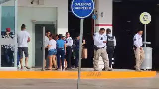 Mujeres colapsan en un banco de Campeche tras llamada de extorsión       