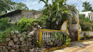 “Chicorita” causa destrozos en capilla de Bécal; vecinos piden intervención