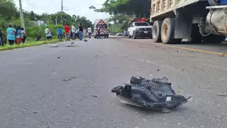 Motociclista resulta herido tras ser atropellado por una combi en Quintana Roo