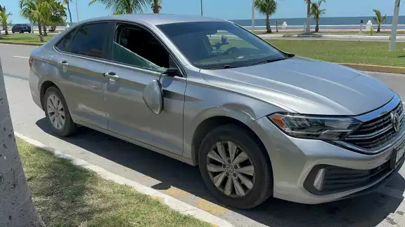 Interviene la policía en accidente vial sin lesionados en Campeche Interviene la policía en accidente vial sin lesionados en Campeche
