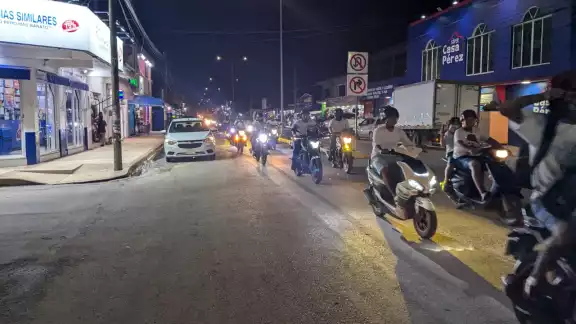 Alumbramiento en las calles genera mucha contaminación lumínica en José María Morelos. Alumbramiento en las calles genera mucha contaminación lumínica en José María Morelos.
