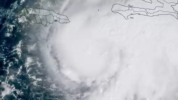 Se prevé que este domingo 26 de octubre el fenómeno se convierta en un huracán mayor Se prevé que este domingo 26 de octubre el fenómeno se convierta en un huracán mayor