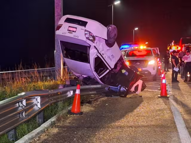 A la zona del accidente llegaron elementos de la Semar y Guardia Nacional.